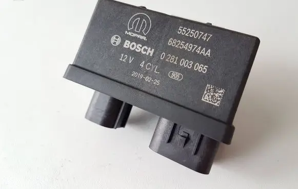 Alfa Romeo Giulia Glow plug pre-heat relay 55250747 68254974AA 0281003065