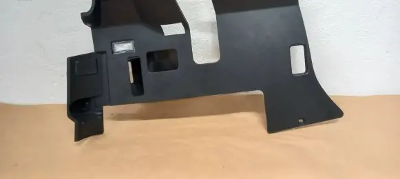 Foot area side trim
