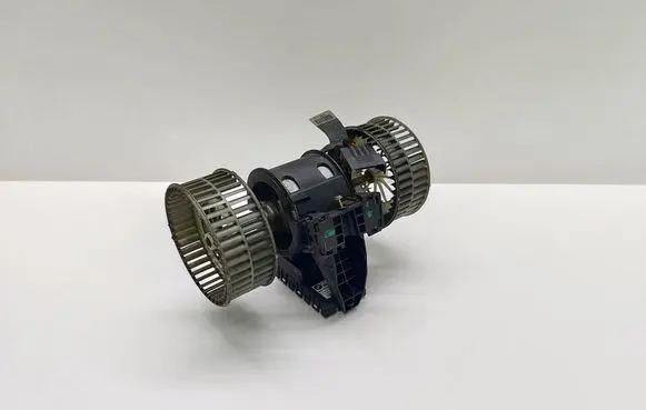BMW 5 E60 E61 Heater fan/blower 6934972 2351411