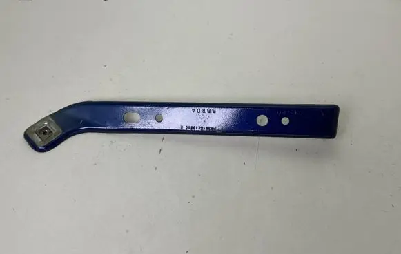 Ford Mustang VI Fender mounting bracket FR3B16C198BC