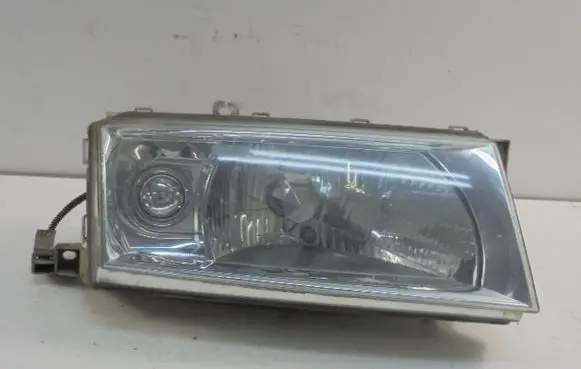 Skoda Octavia Mk2 (1Z) Headlight/headlamp 1U1941016K