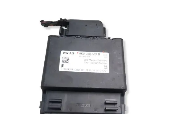 Audi A4 S4 B8 8K Voltage converter/converter module 8K0959663B