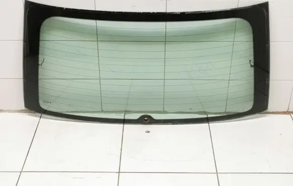 Skoda Octavia Mk2 (1Z) Rear windscreen/windshield window 