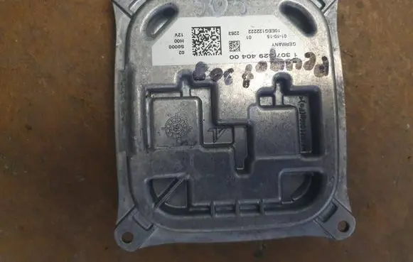 Headlight ballast module Xenon