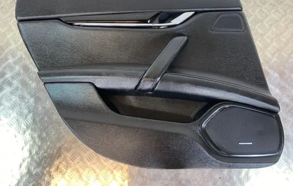 Maserati Quattroporte Rear door card panel trim