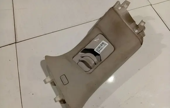 Citroen C5 (B) pillar trim (top)