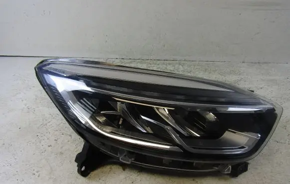 Renault Captur Rear/tail lights 260101671R