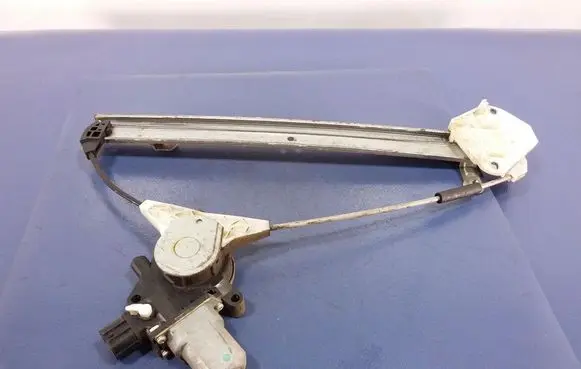 Honda FR-V Rear door window regulator with motor