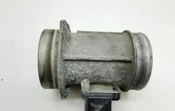 Audi A6 S6 C5 4B Mass air flow meter AFH7025C 059906461D