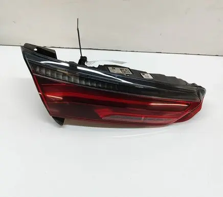 BMW 8 G14 Tailgate rear/tail lights 7445775