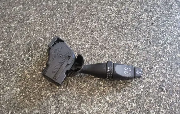 Ford Mondeo Mk III Wiper control stalk 1S7T17A553DD