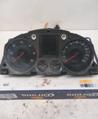 Volkswagen PASSAT B6 Speedometer (instrument cluster) A2C53145550