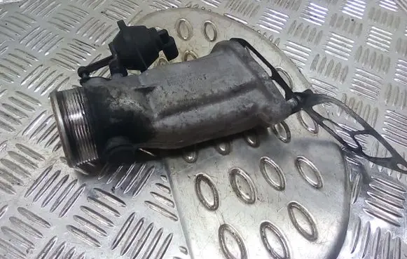 Audi A6 S6 C5 4B Throttle body valve 4B01459500