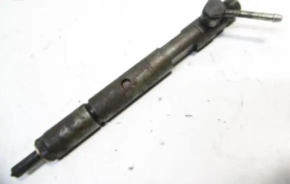 Land Rover Discovery Fuel injector KBAL90P37