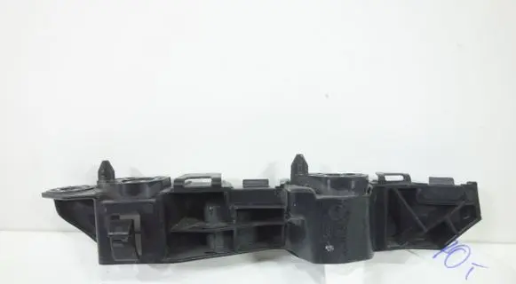 Opel Insignia B Fender mounting bracket 39135319