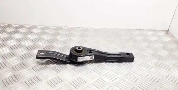Volkswagen Golf VII Engine mount bracket 5Q0199855M