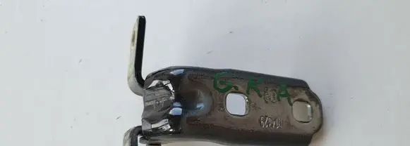 Opel Mokka Rear door lower hinge