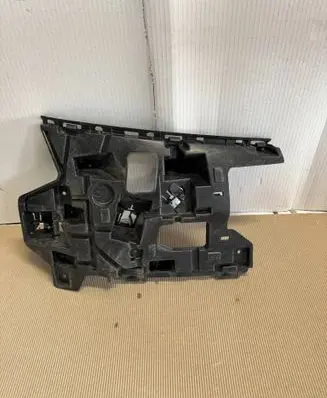 Volvo V40 Front bumper mounting bracket 31283741