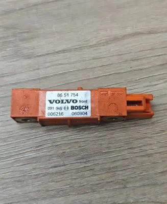 Volvo XC70 Airbag deployment crash/impact sensor 8651754 060904 006216
