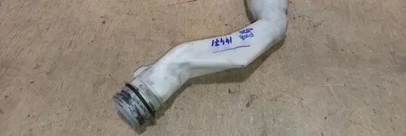 Peugeot 407 Window washer liquid tank fill tube 