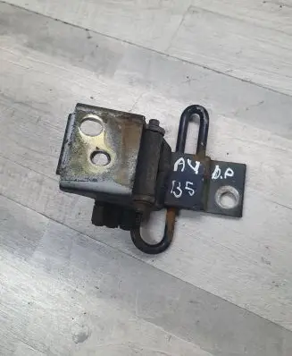 Audi A4 S4 B5 8D Front door upper hinge 8D0831412C