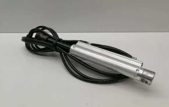 Volkswagen Eos Convertible roof main ram cylinder 1982030B