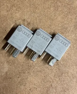 Skoda Superb B6 (3T) Other relay 1K0951253 V23374A1601X00