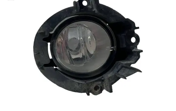Toyota Avensis T270 Front fog light 812100D041 89266401 89210656