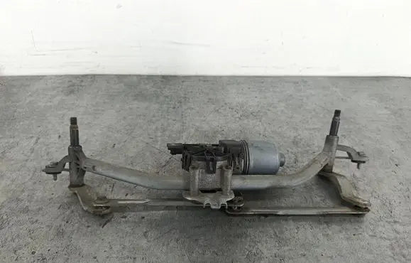 Peugeot 207 Front wiper linkage 