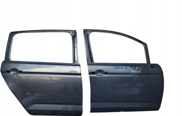 Volkswagen Touran III Front door 5TA831312G