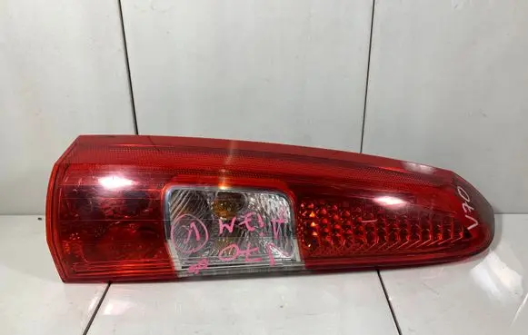 Volvo V70 Rear/tail lights 160985