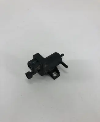 Nissan Qashqai Turbo solenoid valve 8200762597