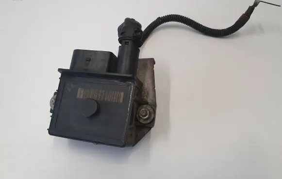 Glow plug pre-heat relay