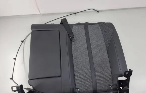Peugeot 3008 II Rear seat 