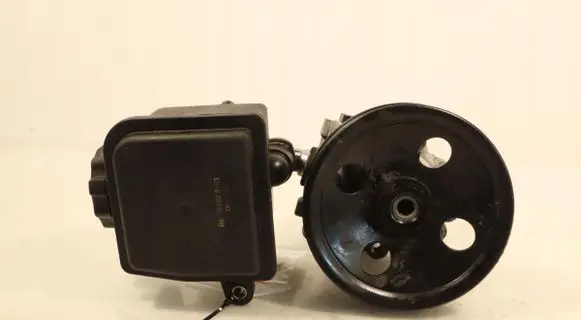 Mercedes-Benz S W220 Power steering pump 