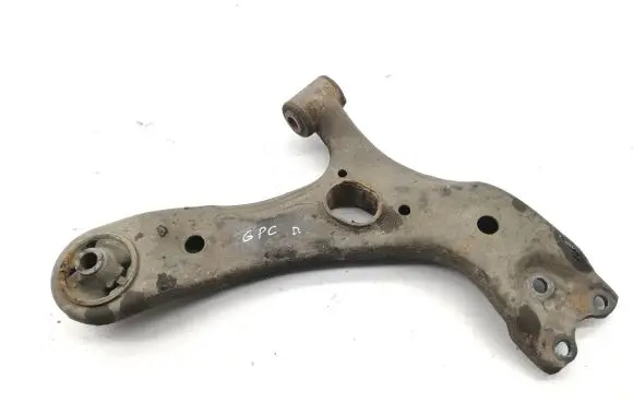 Toyota Verso-S Front lower control arm/wishbone