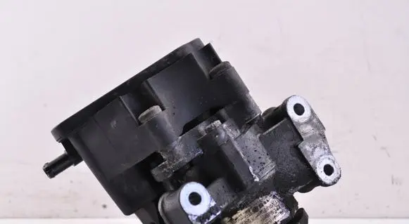 Mercedes-Benz E W211 Power steering pump A0024667401