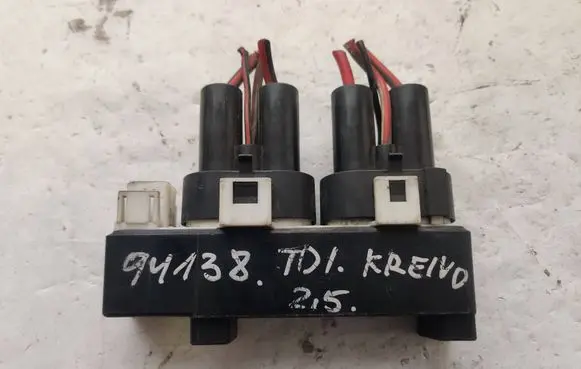 Volkswagen Polo III 6N 6N2 6NF Coolant fan relay 701919506A 898726000