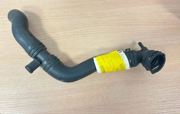 Volkswagen Tiguan Engine coolant pipe/hose 5N0122101AC 3C0122291