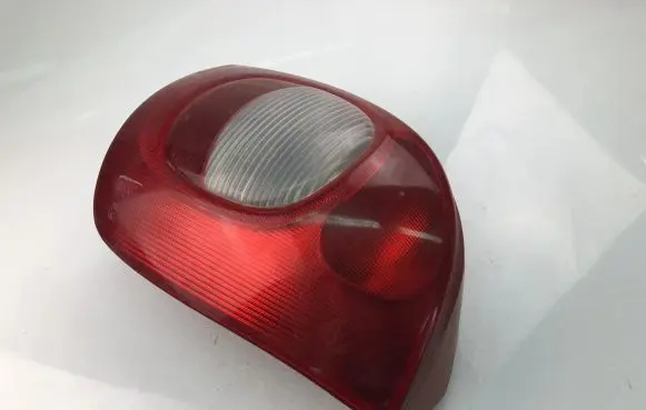 Citroen Xsara Picasso Tailgate rear/tail lights 9631563980