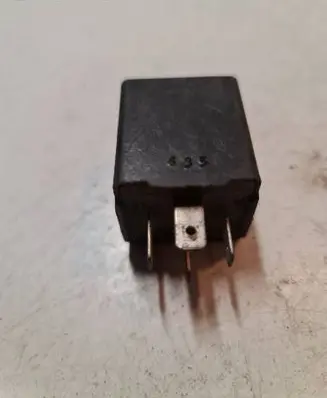 Audi 100 S4 C4 Other relay 00488500 443951307