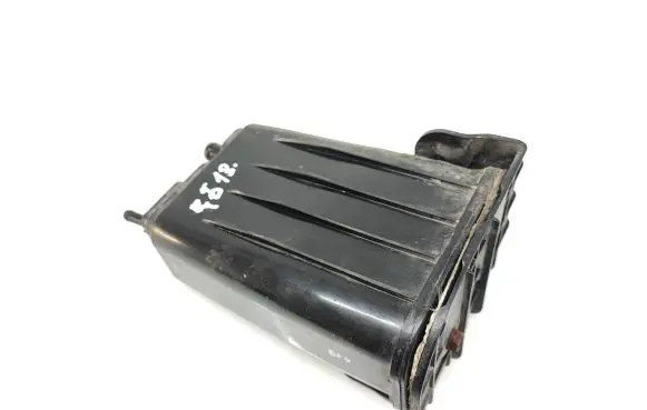 Active carbon filter fuel vapour canister