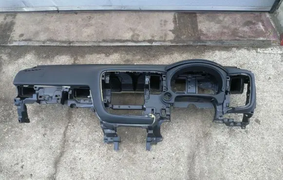 Mitsubishi Outlander Dashboard