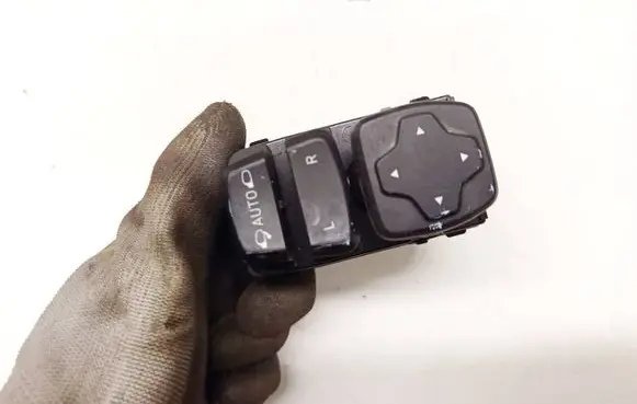Hyundai Kona I Wing mirror switch 3k54851000