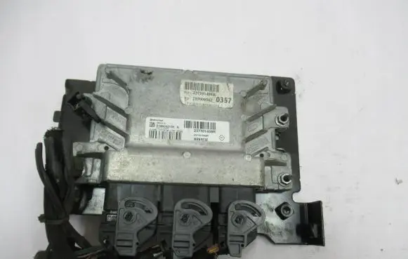 Renault Kangoo II Engine control unit/module 237101458R