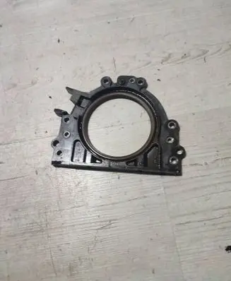 Volkswagen Touran III other engine part 04C103173E
