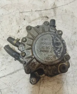 Volkswagen Golf V Vacuum pump 03G145209 240905C