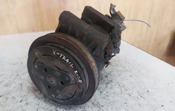 Nissan X-Trail T30 Air conditioning (A/C) compressor (pump) 92610BN311 313129 18450