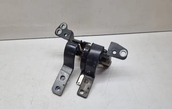 BMW 5 E60 E61 Tailgate/trunk/boot hinge 7061384