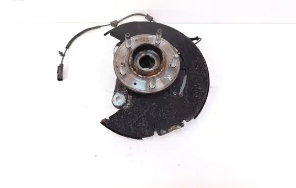 Opel Zafira C Front wheel hub 13583479